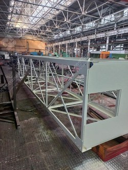 окраска сварной продукции в производственном цехе окраска сварной продукции в производственном цехе